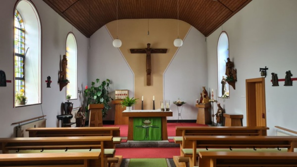 Wieder Hl. Messen in Huppenbroich